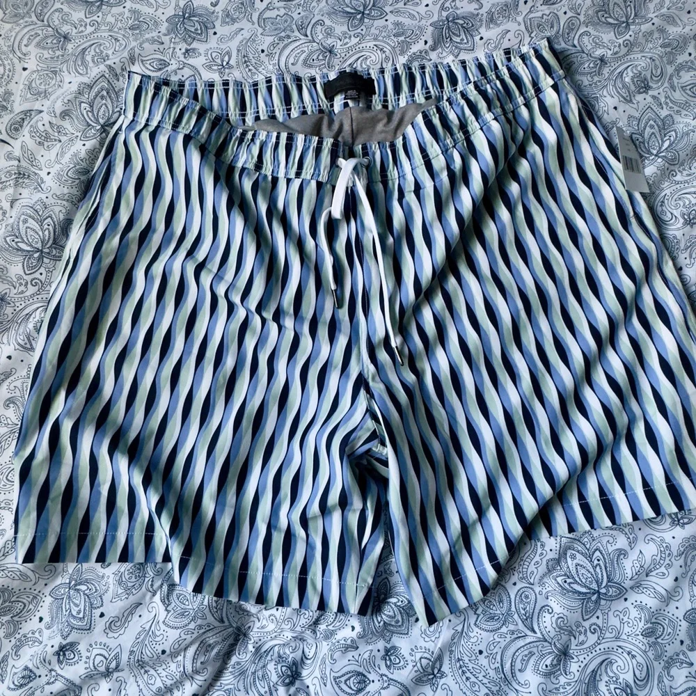 Saks Fifth Avenue NWT XXL Blue Geometric Swim Trunks Drawstring